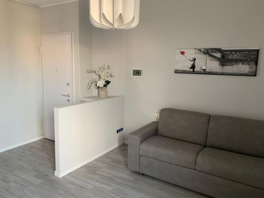 Milano Besana Rent House Apartment Exterior photo